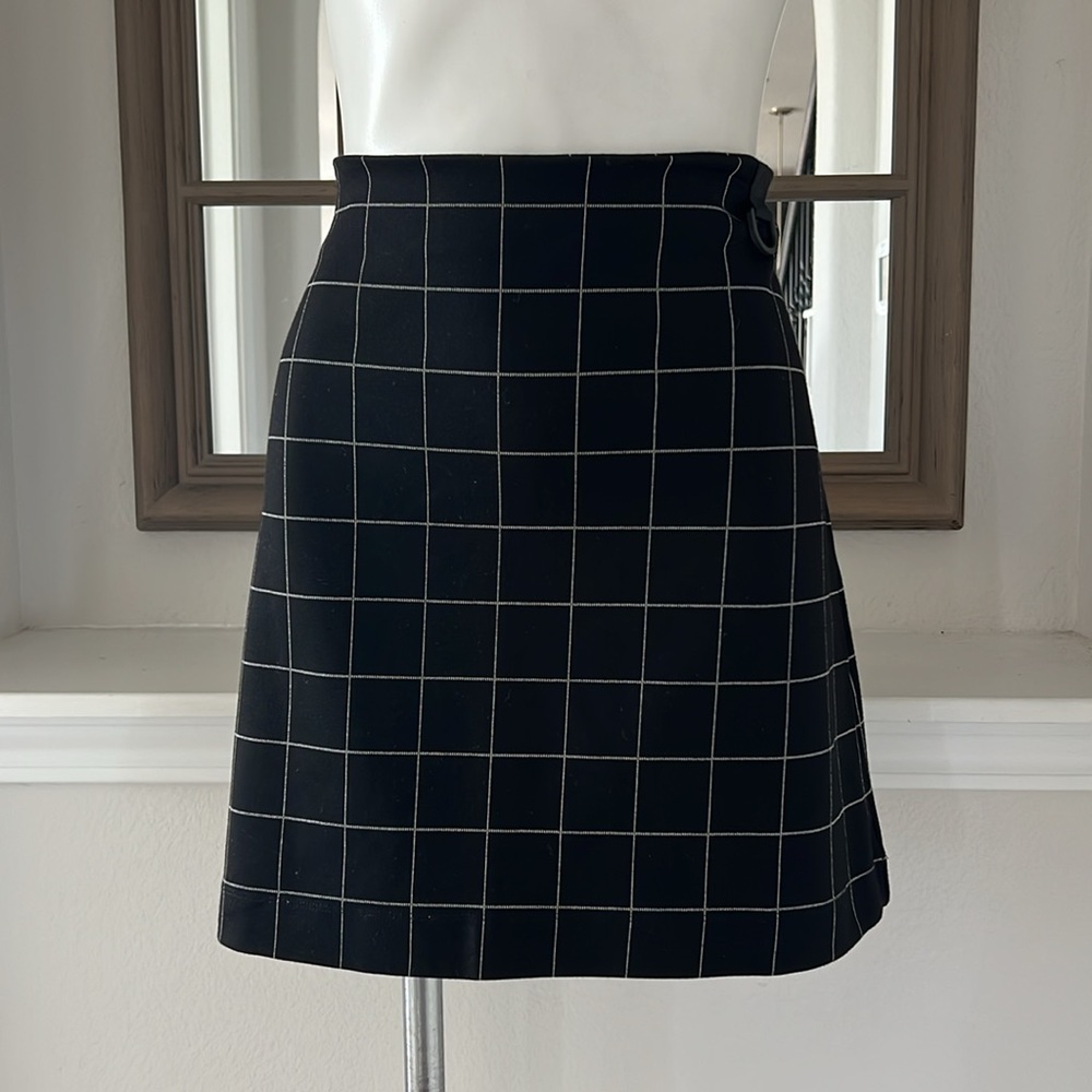 Kenneth Cole Skirt in Black Window Pane Print, Size 16 NEW w/Tag